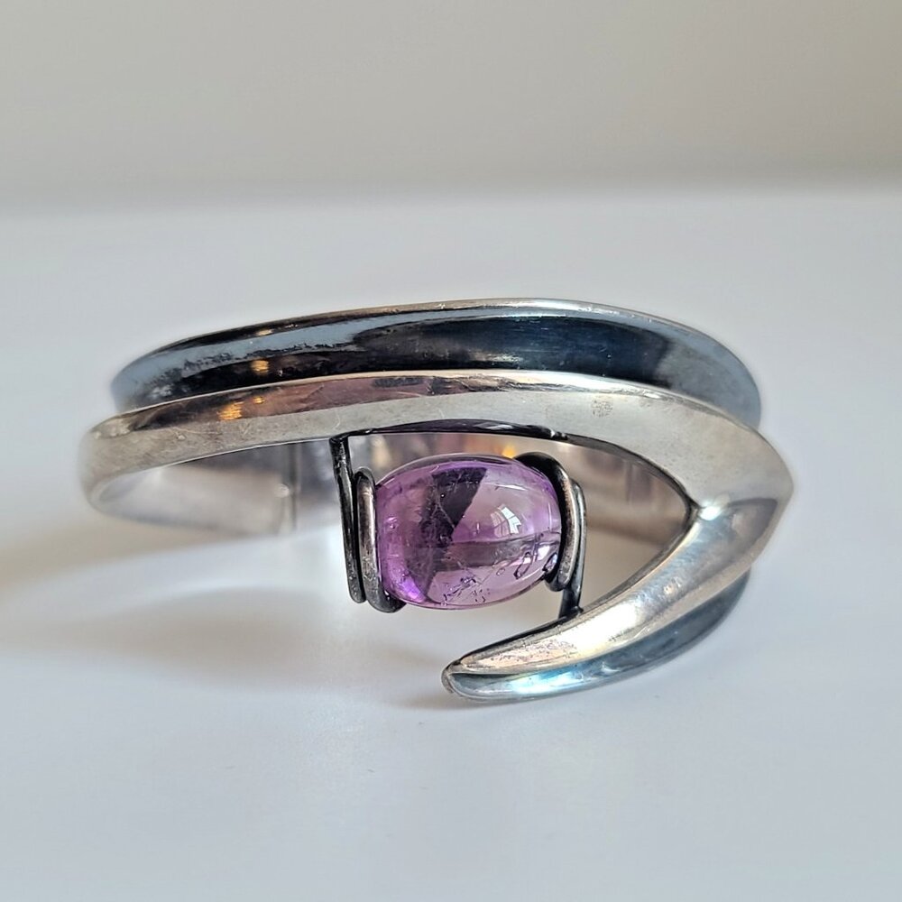 Sigfrido "Sigi" Pineda modernist sterling silver cuff bracelet purple amethyst